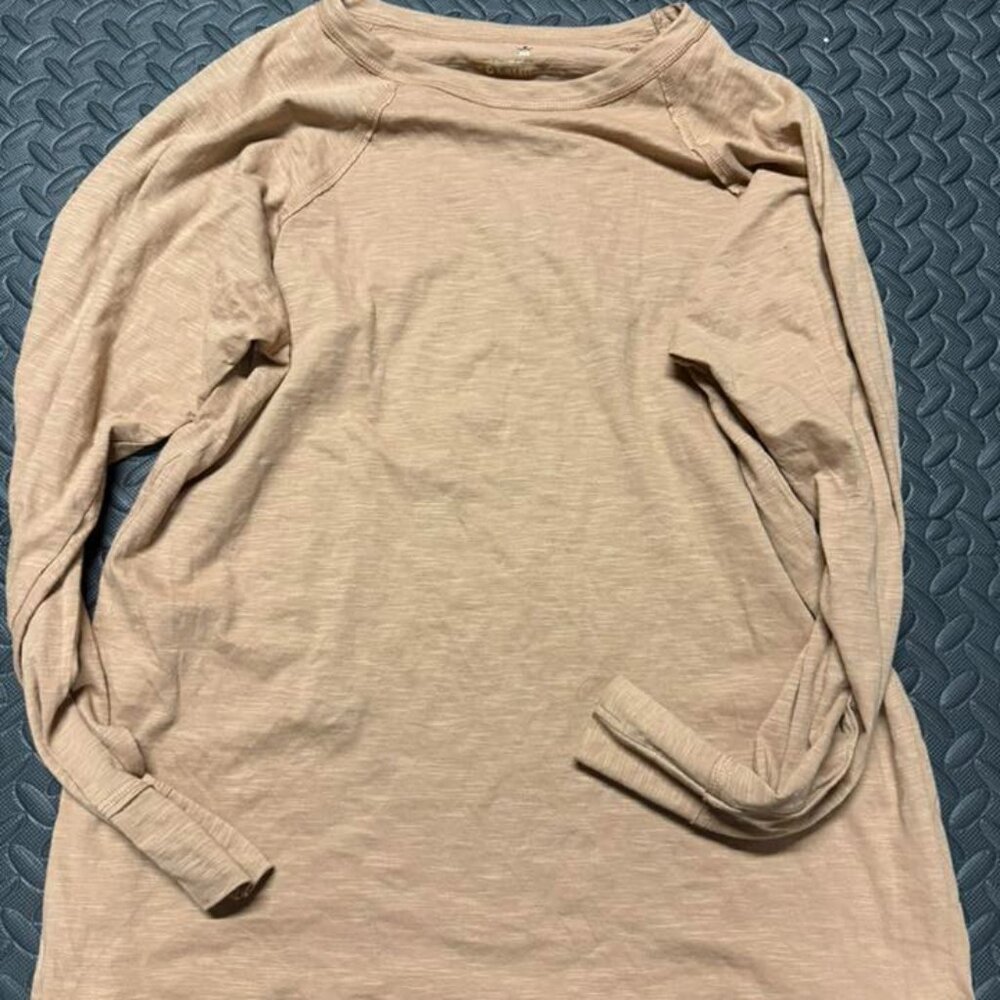 Women's top! Size small. Lauriebelles Lilly and Lottie brand! Great condition!